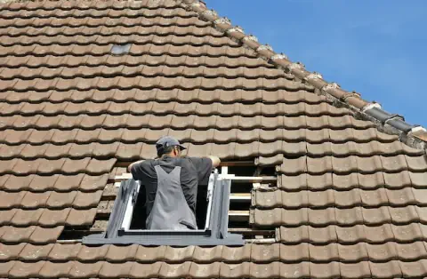 Pose de velux - Sainte-Marie-la-Blanche